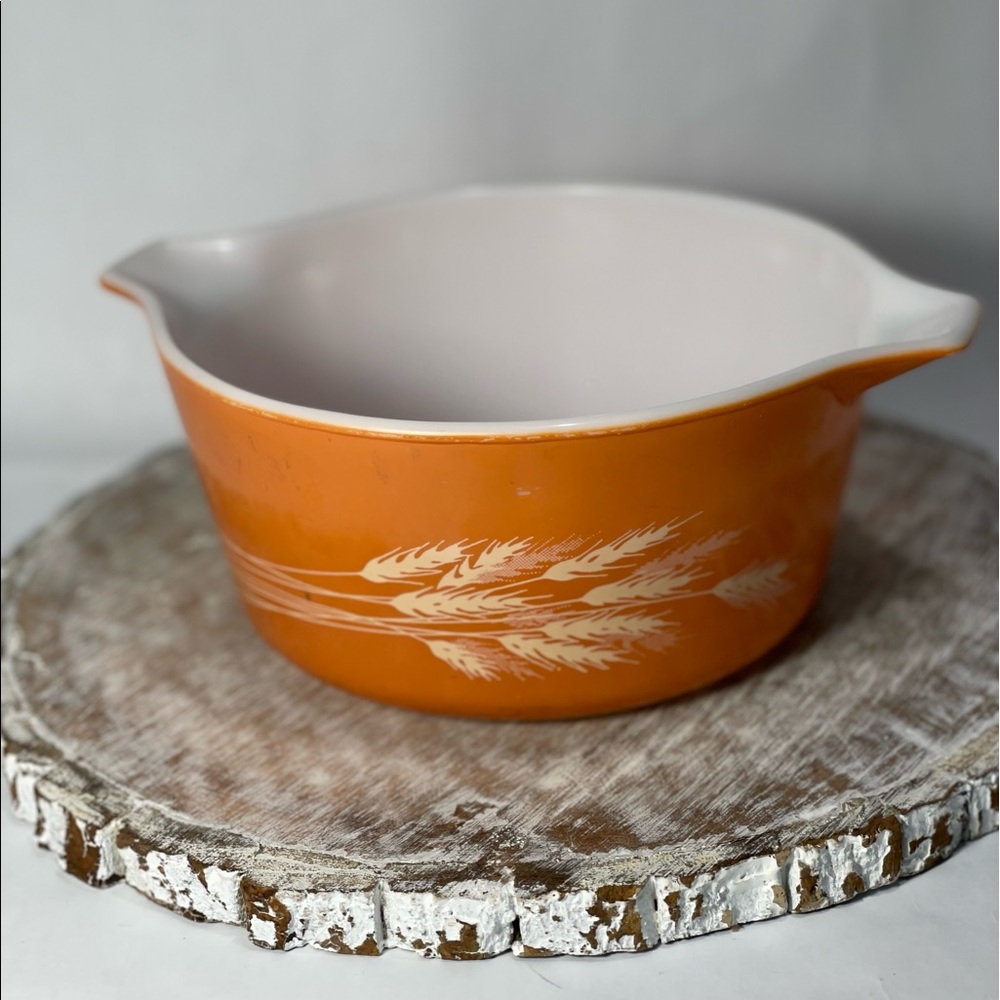 Vintage Pyrex Autumn Harvest Orange wheat 474-B